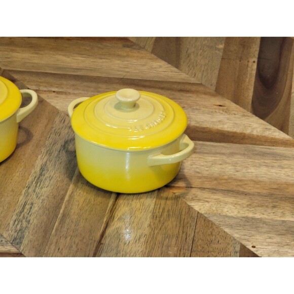 Le Creuset Stoneware Baking Mini Cocotte Ramekin 8oz Sunflower Yellow Set of 2 - Picture 1 of 4